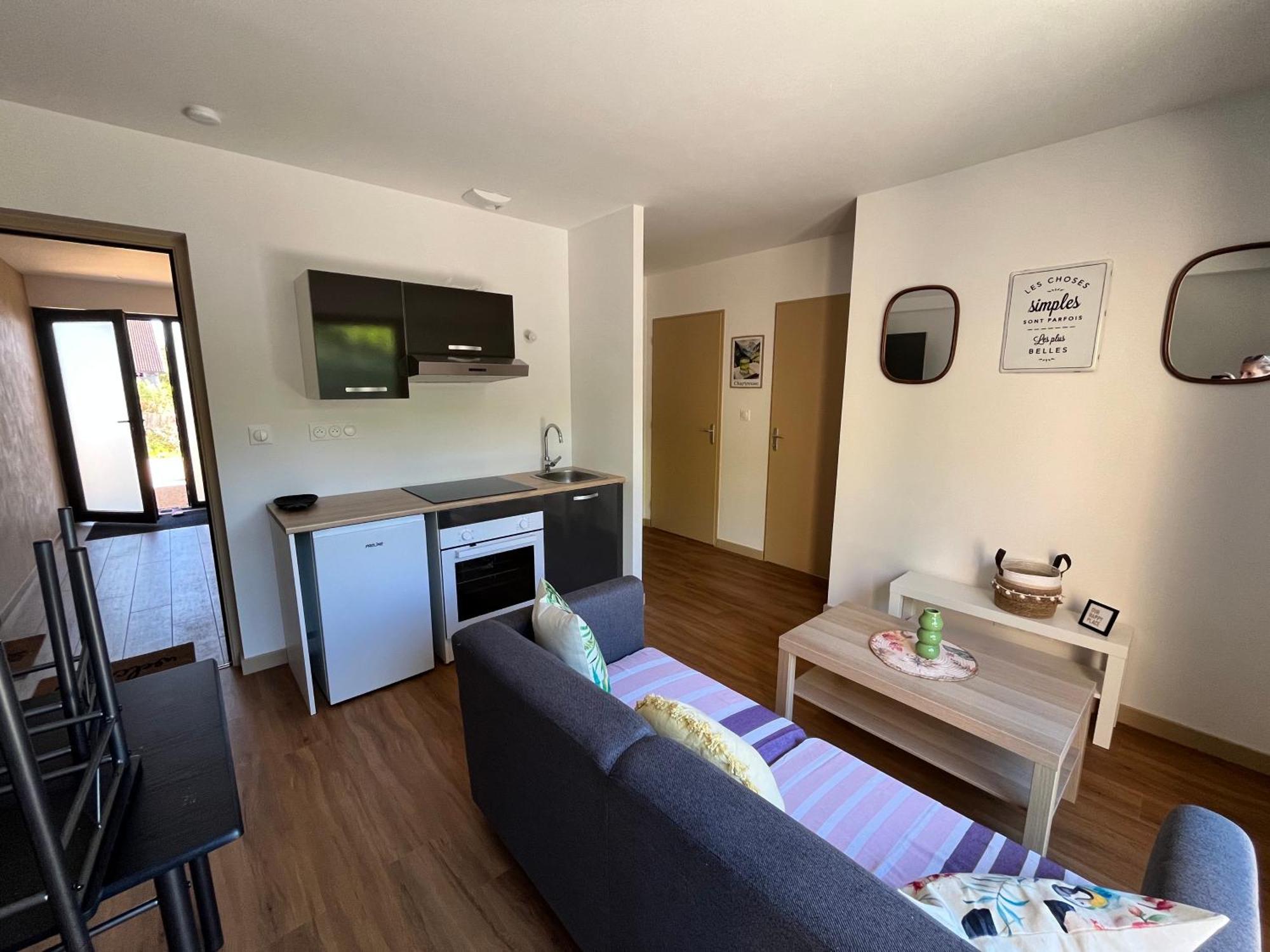 L'Escapade Dauphinoise, Gite 2 Chambres Avec Terrasse Et Clim Beaucroissant Екстер'єр фото